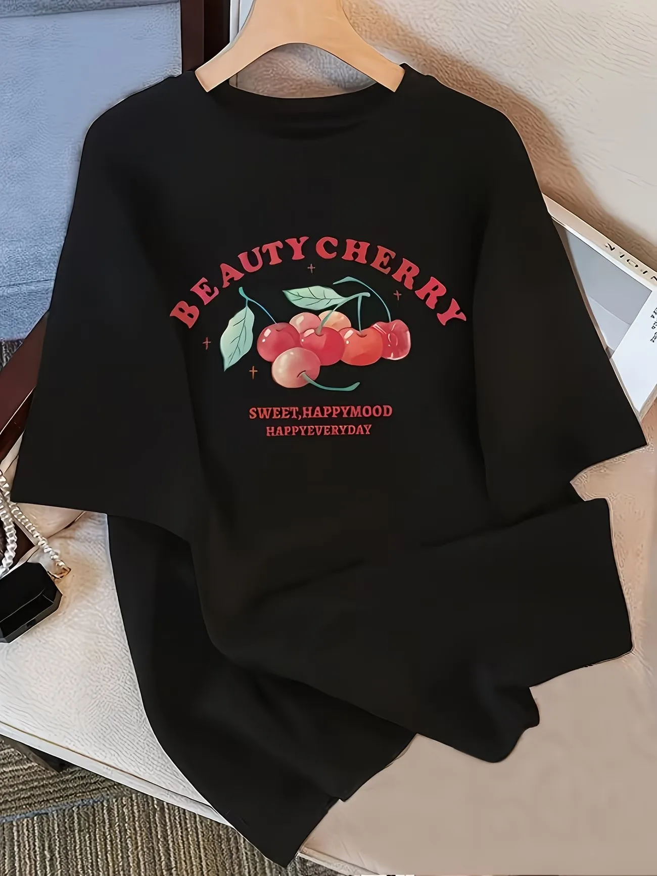 Vintage Beauty Cherry Graphic  - огляд і ціна Women'S Fashion From The 90S