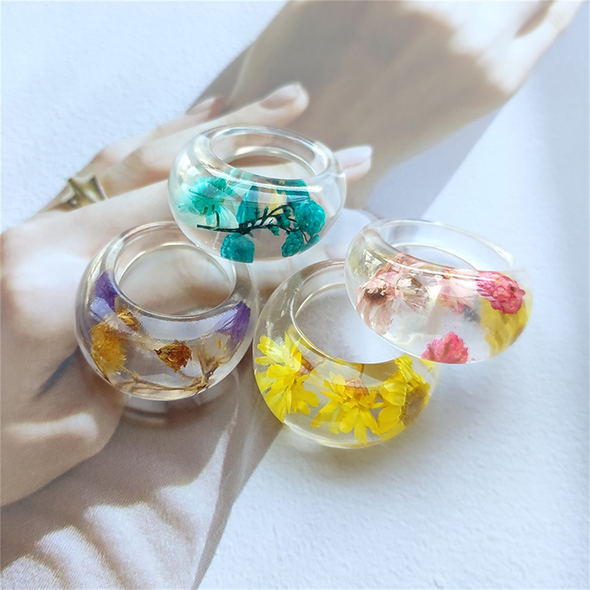 Transparent Resin Ring with Re - огляд і ціна Women'S Real Y2K Fashion