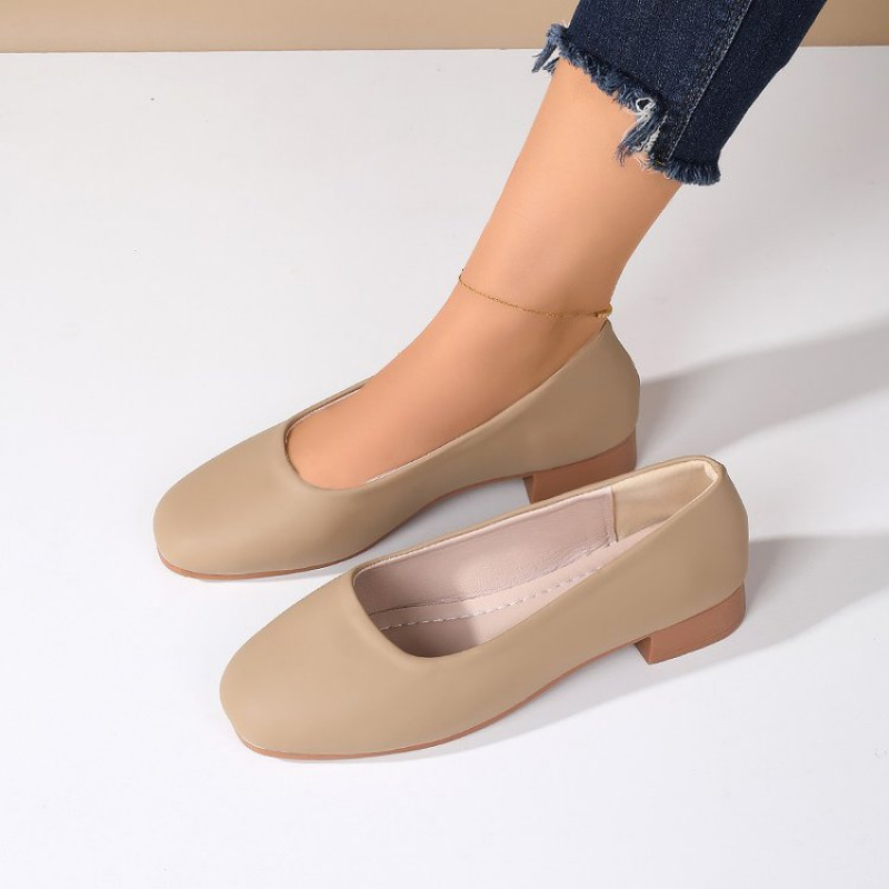 Soft Leather Round Toe Slip-On - огляд і ціна Women'S Fashion Loafers