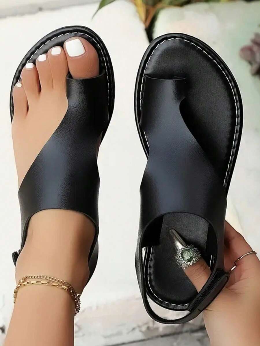 Womens Flat Sandals With Toe R - огляд і ціна Women Fashion Rings