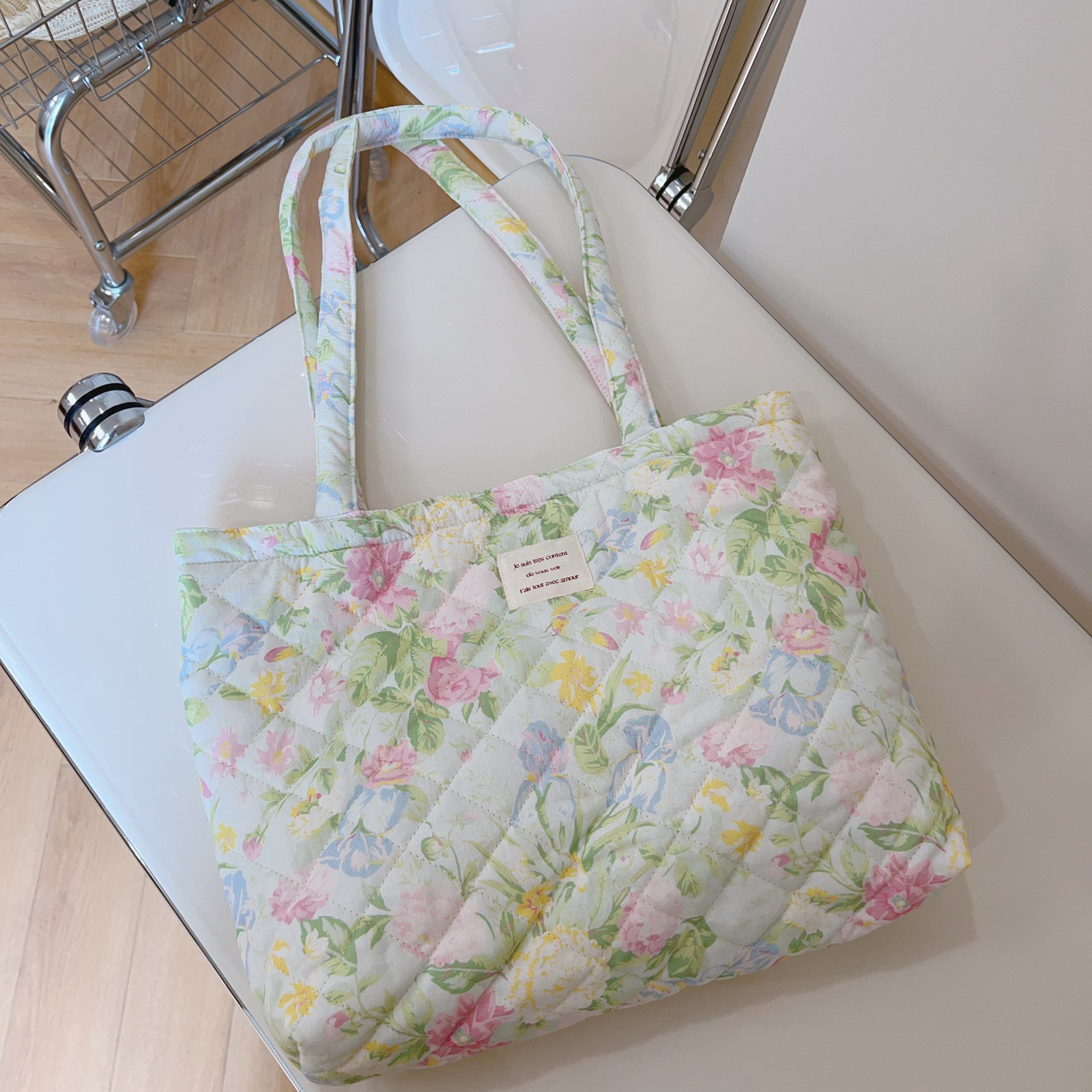 French Floral Quilted Tote Bag - огляд і ціна Canvas Tote Bag