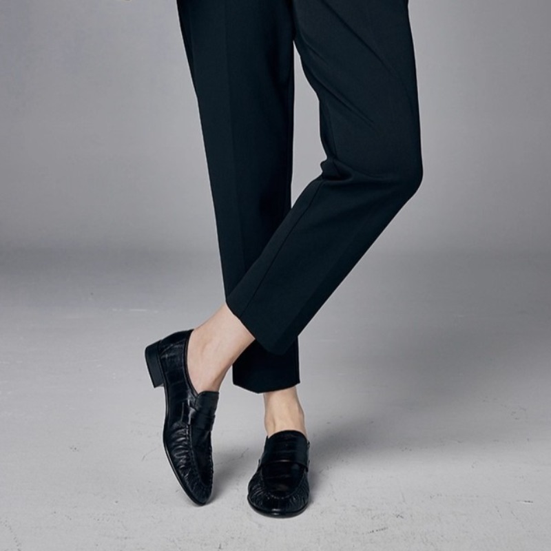 Luxury Women's Shoes New Handm - огляд і ціна Women'S Fashion Loafers